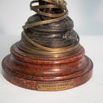 Старинная настольная лампа с резной фигурой  и тканным абажуром 1860-го года