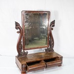 Антикварное настольное зеркало красного дерева из Англии 1840-х гг.