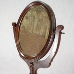 Английское напольное зеркало со встроенным ящичком 1870-х гг.