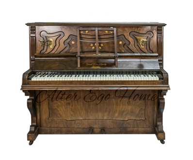 Старинное английское фортепиано из ореха
