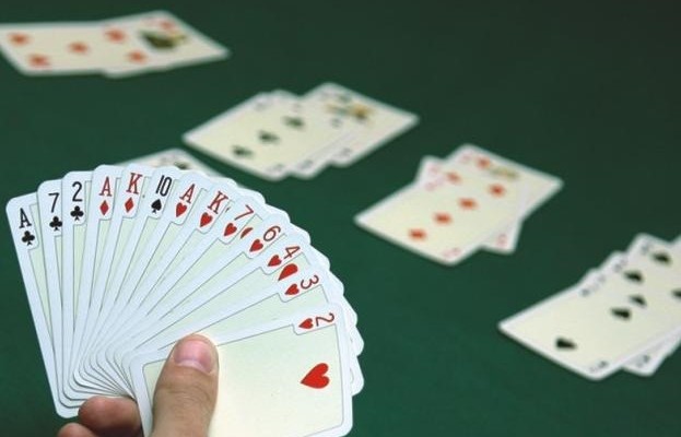 Логика и азарт: игральный стол в вашем доме 