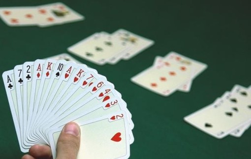 Логика и азарт: игральный стол в вашем доме 