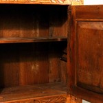 Антикварный шкафчик с резным убранством 1920-х гг. 