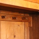 Пара антикварных шкафов светлого ореха 1840-х гг. 