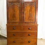 Антикварный шкаф с растительной резьбой 1840-х гг. 