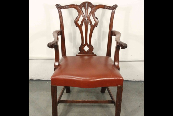 Антикварное кресло в стиле Чиппендейл 1890-х гг. 