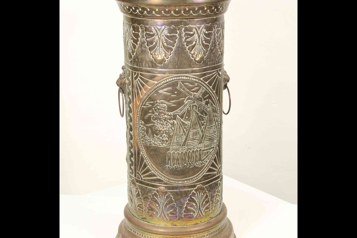 Антикварная подставка для зонтов из латуни 1880-х гг. 