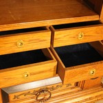 Антикварный шкаф в стиле немецкого борокко 1890-х гг. 