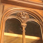 Антикварный буфет в стиле неоренессанс с раскрепованным фасадом 1860-х гг. 