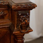 Антикварный сервант в стиле неоренессанс 1860-х гг. 