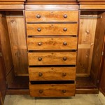Антикварный шкаф из махагони с накладками растительного орнамента 1840-х гг. 