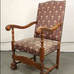 Пара антикварных кресел в стиле необарокко 1900-х гг. 