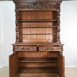 Антикварный книжный шкаф в стиле неоренессанс 1860-х гг.