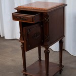 Комплект антикварной мебели для спальни из махагони 1860-х гг. 