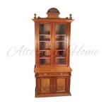Антикварный книжный шкаф 1870-х гг. 