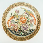 Блюдо декоративное с изображением цветочного орнамента и райских птиц