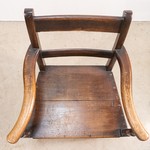 Антикварное кресло из массива дуба 