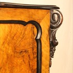 Антикварная ореховая тумба 1850-х гг. 