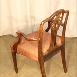 Антикварное кресло с фигурной спинкой 1900-х гг. 