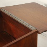 Антикварная тумбочка с фигурной линией столешницы 1950-х гг. 