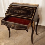 Антикварный секретер в стиле Наполеона III 1850-х гг. 
