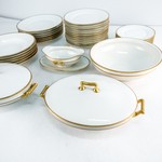 Набор столовой посуды мануфактуры Haviland & CIE с золочеными отводками