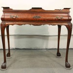 Антикварный чайный столик в стиле Чиппендейл 1910-х гг. 