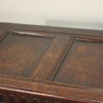 Антикварный дубовый сундук с филеночной конструкцией 1760-х гг. 