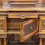 Антикварный сервант с мраморной столешницей и гротесками 1860-х гг. 