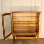 Антикварный шкаф на высоких ножках 1920-х гг. 