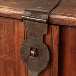 Антикварная скамья из тика в колониальном стиле 1850-х гг. 