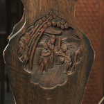 Антикварная газетница с резным бортиком 1910-х гг. 