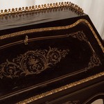 Антикварный секретер в стиле Наполеона III 1850-х гг. 