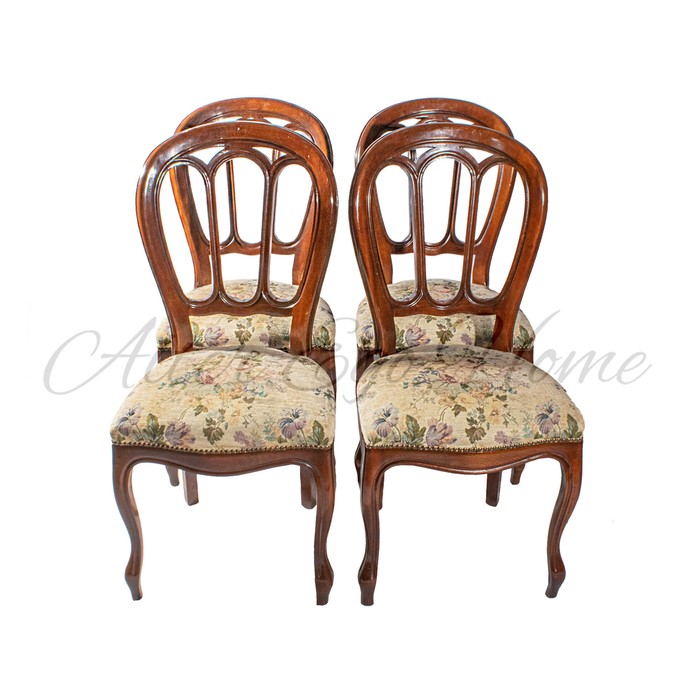 Комплект из 2х винтажных стульев с цветочной обивкой