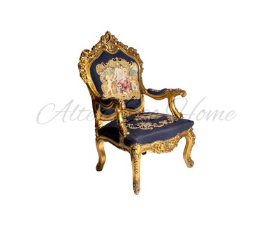 Антикварное кресло с живописными композициями и резным декором 1960-х гг.