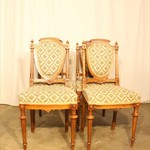 Комплект из 4-х антикварных стульев со спинками щитками 1860-х гг. 