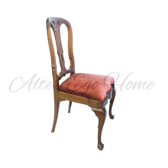 Комплект антикварных стульев красного дерева