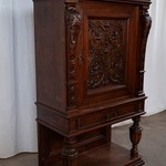Антикварный поставец в стиле неоренессанс 1870-х гг. 