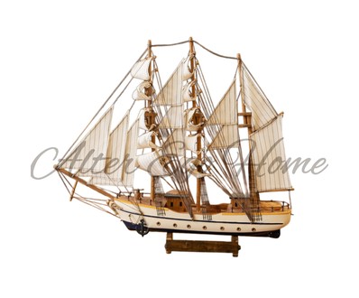 Модель трехмачтового судна 1930-х гг. 