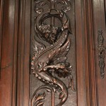 Антикварный буфет с резным убранством 1860-х гг. 