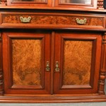 Антикварный книжный шкаф 1870-х гг. 