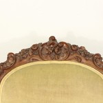 Антикварное кресло с резным навершием 1840-х гг. 