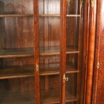 Антикварный книжный шкаф с наборным фасадом дверец 1860-х гг. 