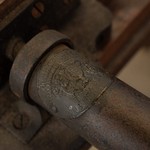 Антикварный дубовый стол с раздвижной столешницей 1850-х гг. 
