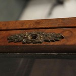 Антикварная навесная голландская витрина 1900-х гг. 