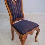 Пара фигурных стульев со сквозной резьбой на спинке 1890-х гг.
