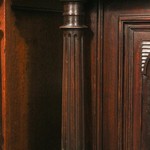 Антикварный буфет с резным убранством 1860-х гг. 