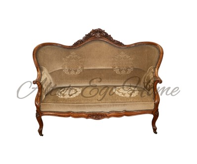 Антикварная кушетка в стиле неорококо 1850-х гг. 