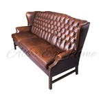 Старинный кожаный диван из Англии