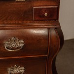 Антикварный секретер a la serpantine c фигурными накладками 1760-х гг. 